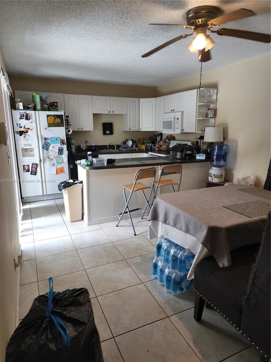 2148 White Pine Cir #A, Green Acres, Florida image 2