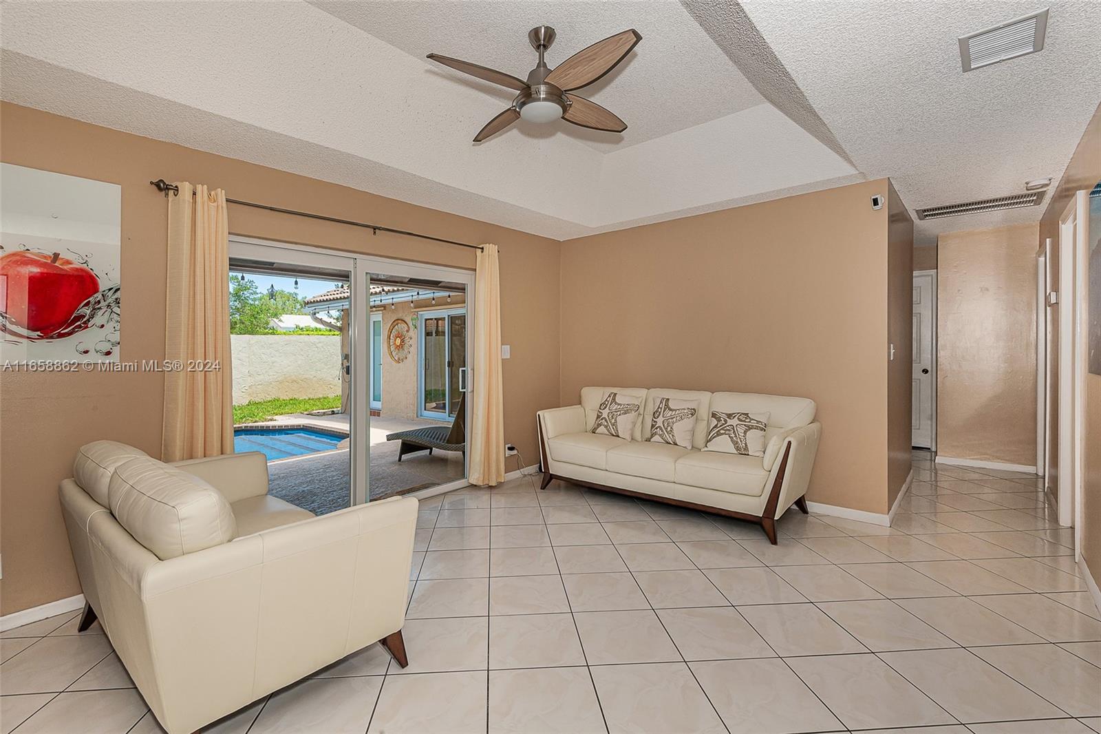 7105 NW 45th St, Coral Springs, Florida image 11