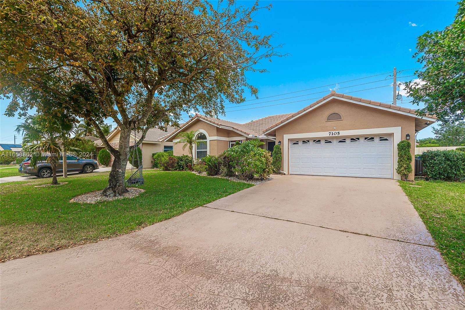 7105 NW 45th St, Coral Springs, Florida image 2