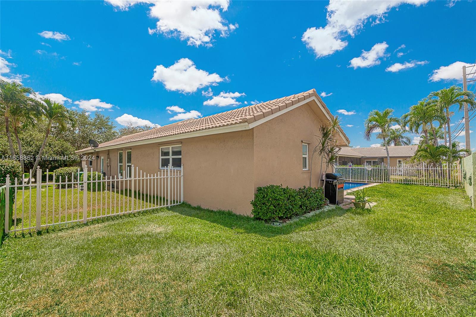7105 NW 45th St, Coral Springs, Florida image 33