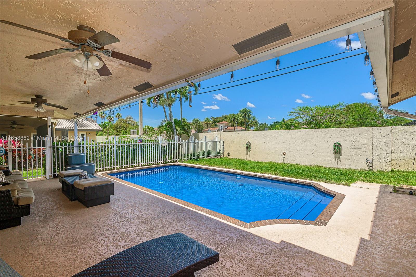 7105 NW 45th St, Coral Springs, Florida image 4
