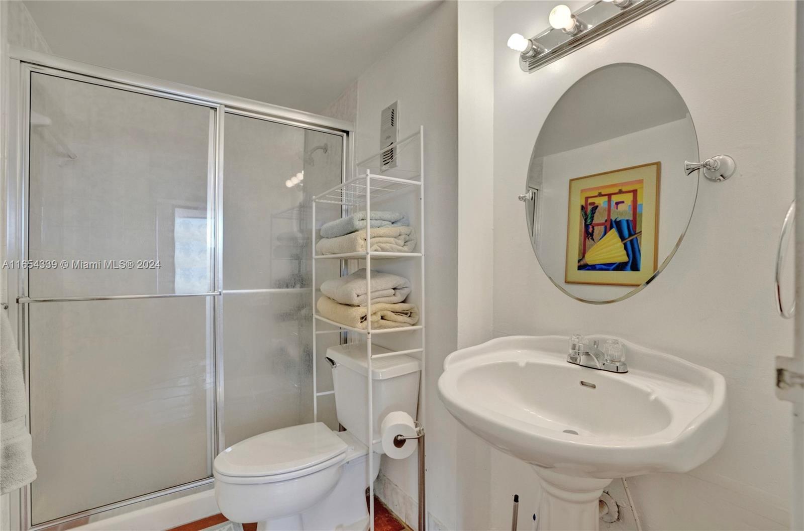 Listing Photo 11