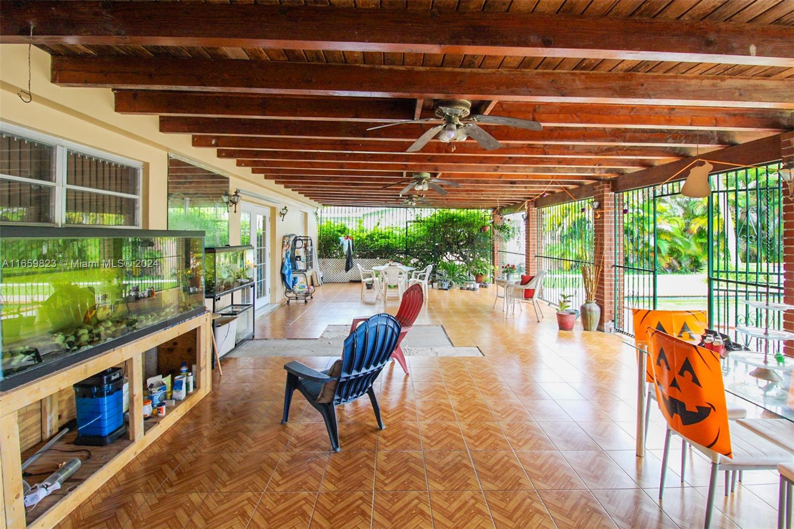 Listing Photo 14