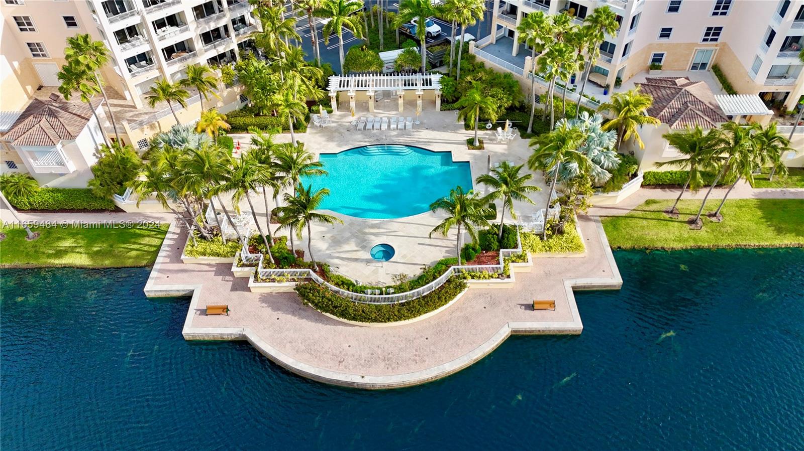 715 Crandon Blvd #206, Key Biscayne, Florida image 32