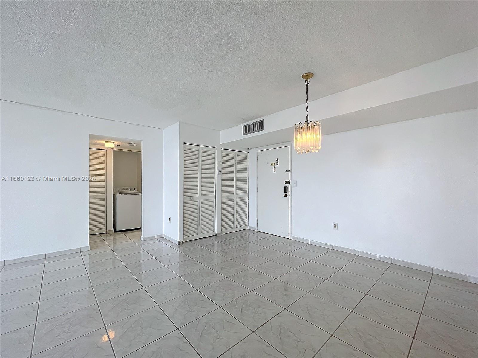 210 174th St #811, Sunny Isles Beach, Florida image 10