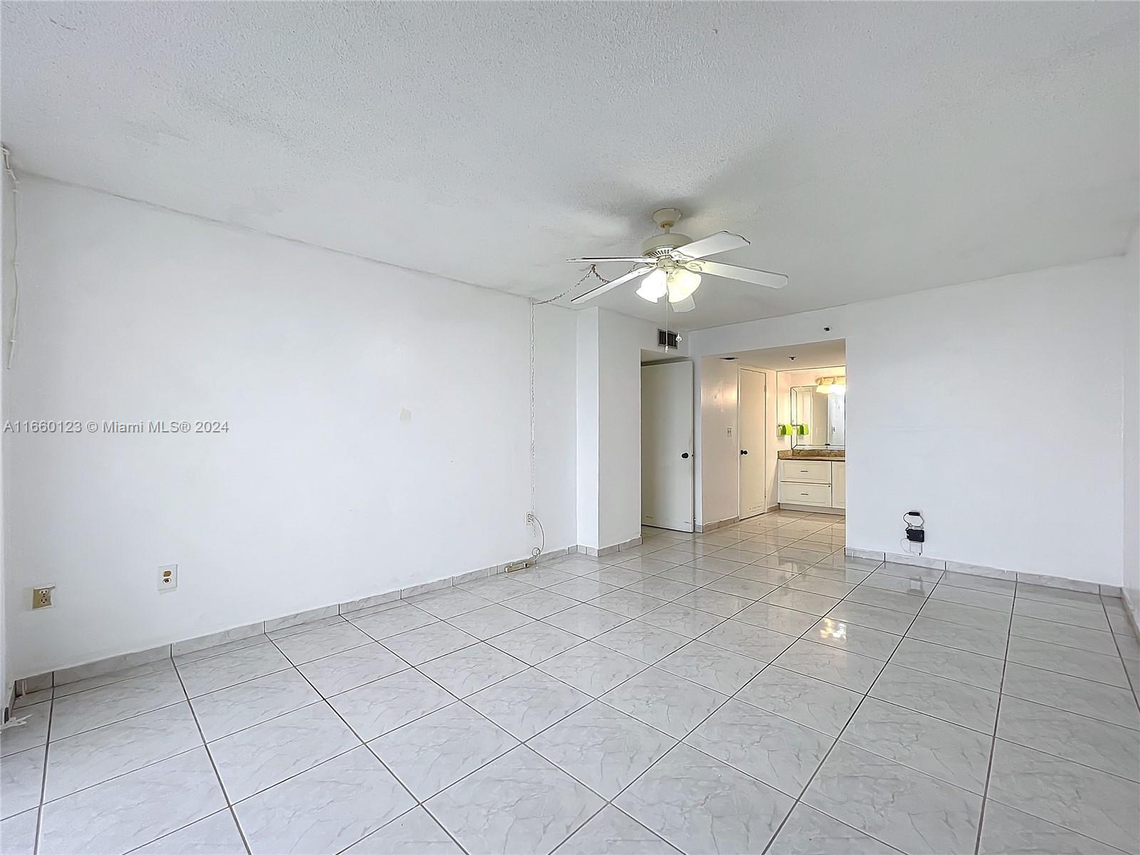 210 174th St #811, Sunny Isles Beach, Florida image 26