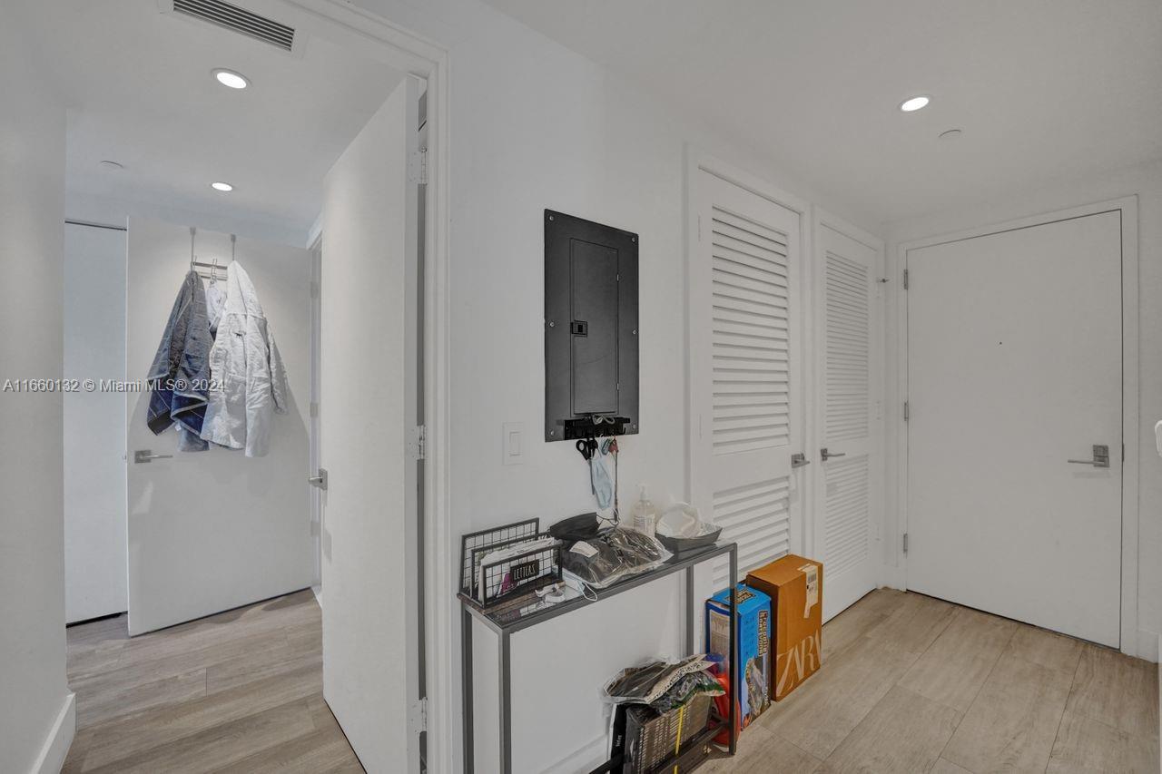 121 NE 34th St #1908, Miami FL 33137