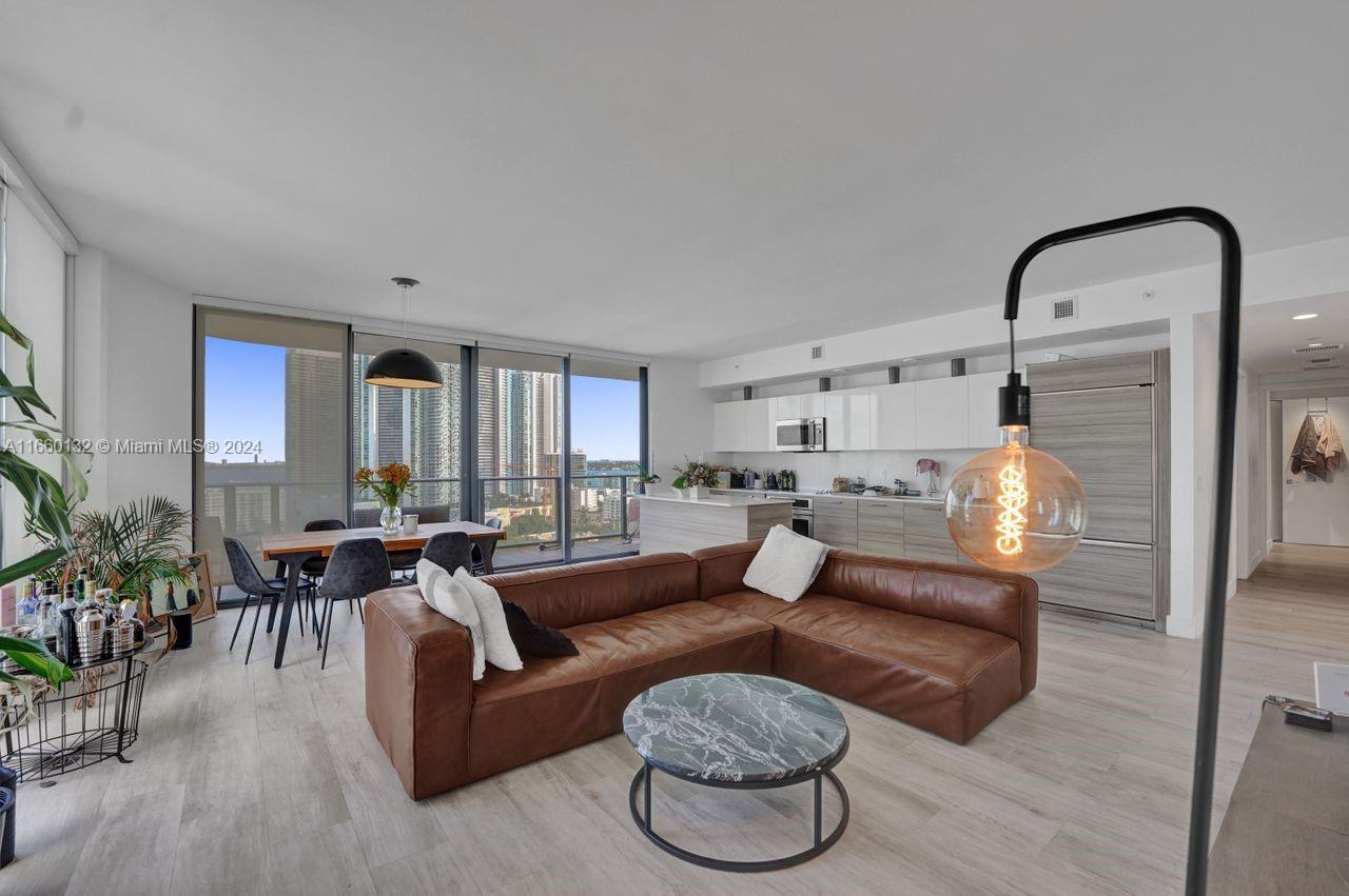 121 NE 34th St #1908, Miami FL 33137
