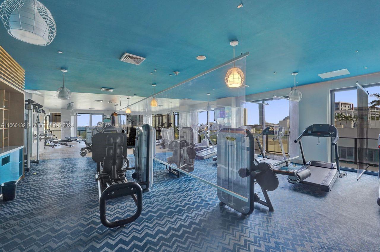 121 NE 34th St #1908, Miami FL 33137