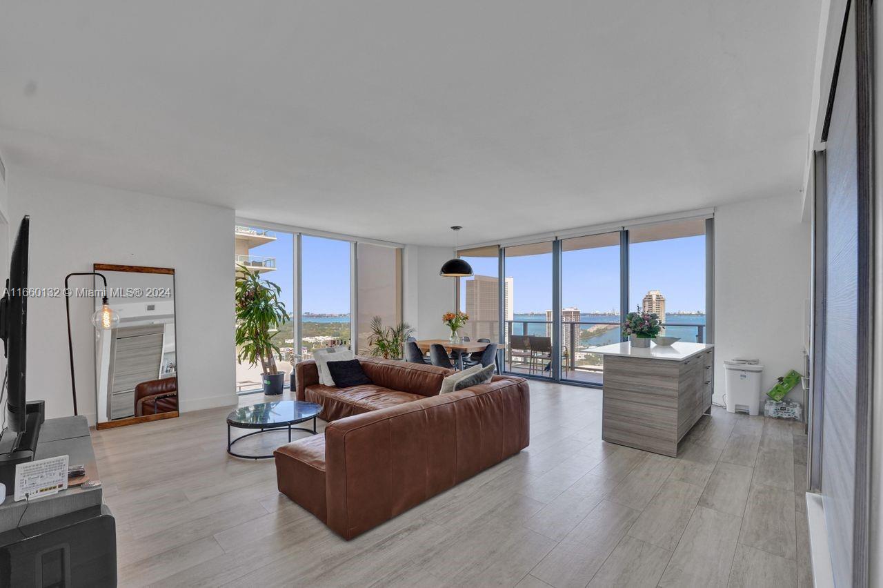 121 NE 34th St #1908, Miami FL 33137