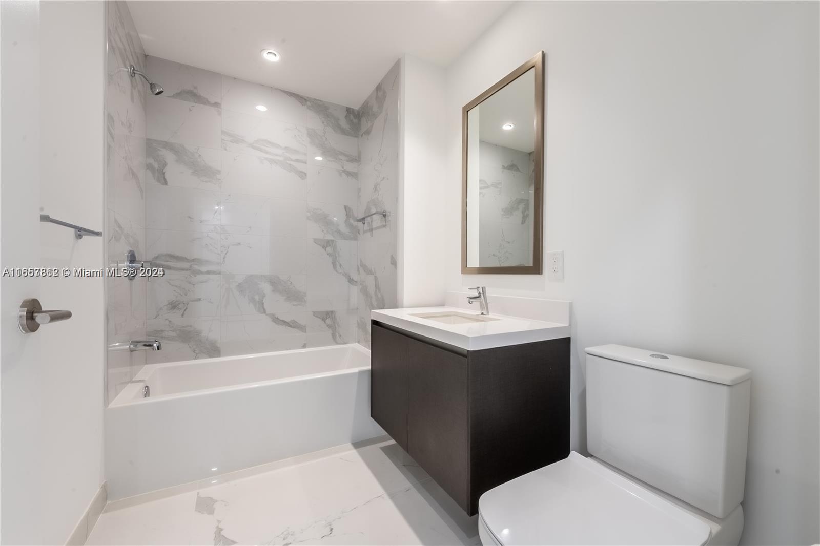 851 NE 1st Ave #3308, Miami FL 33132
