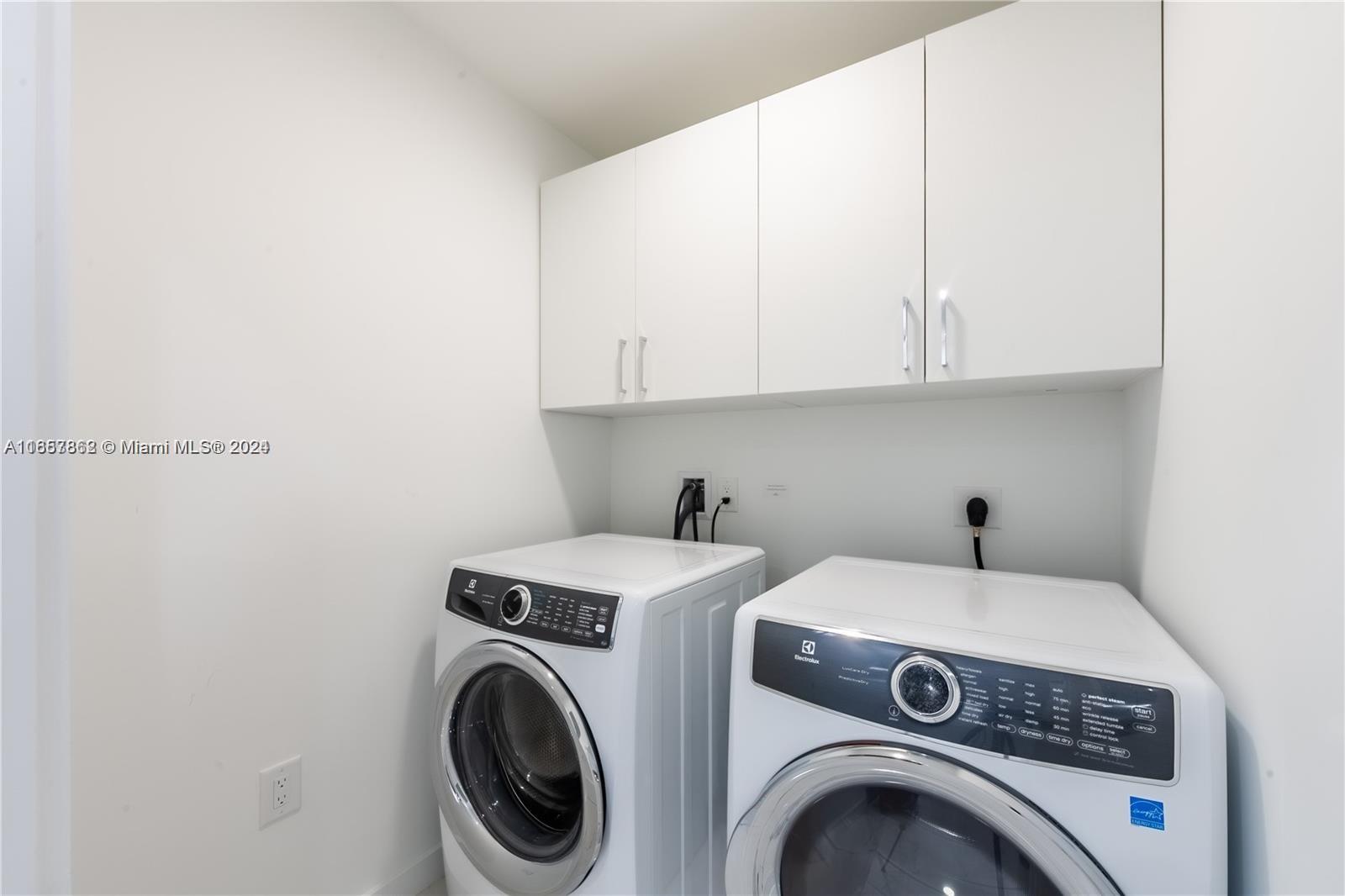 851 NE 1st Ave #3308, Miami FL 33132