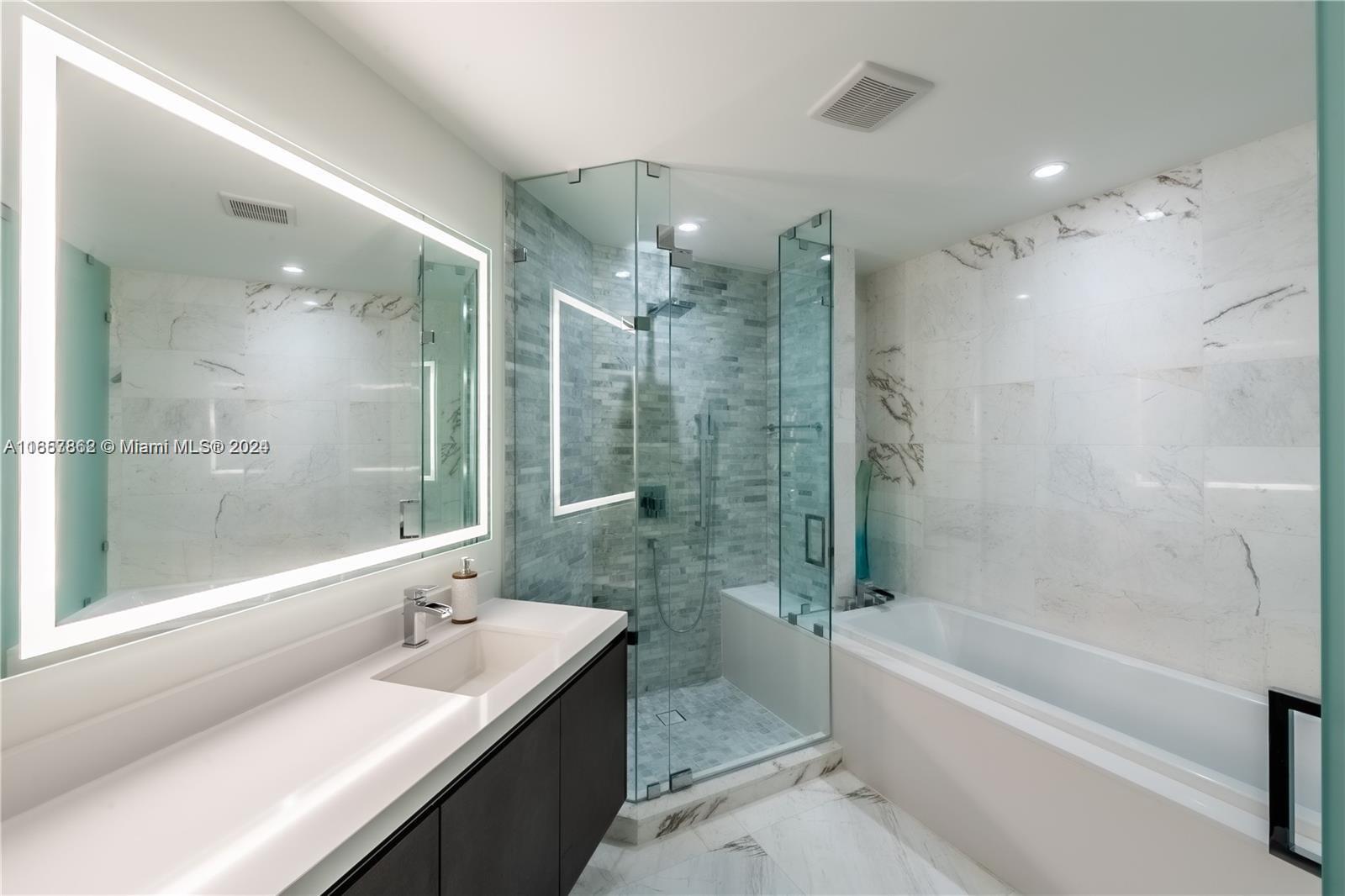 851 NE 1st Ave #3308, Miami FL 33132