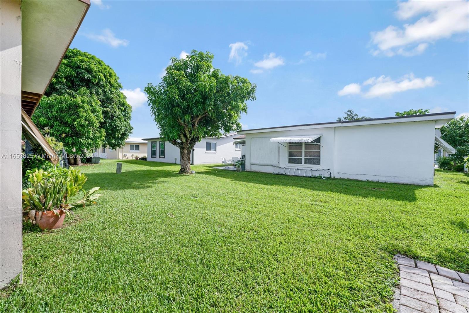 4508 NW 43rd Ter, Tamarac, Florida image 23