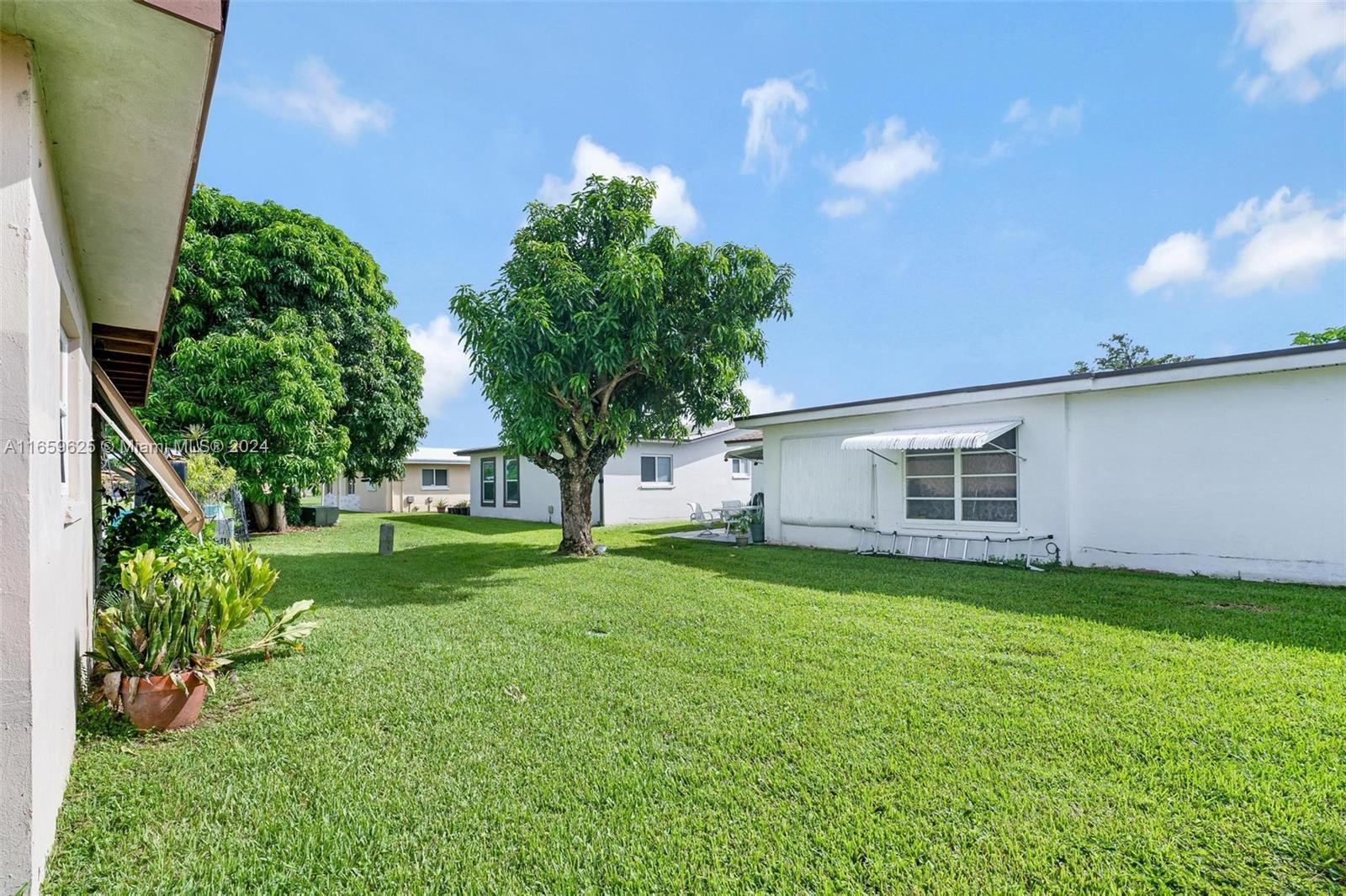 4508 NW 43rd Ter, Tamarac, Florida image 24