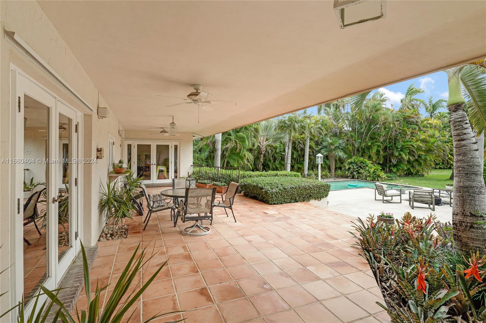 7200 SW 100th St, Pinecrest, Florida image 27