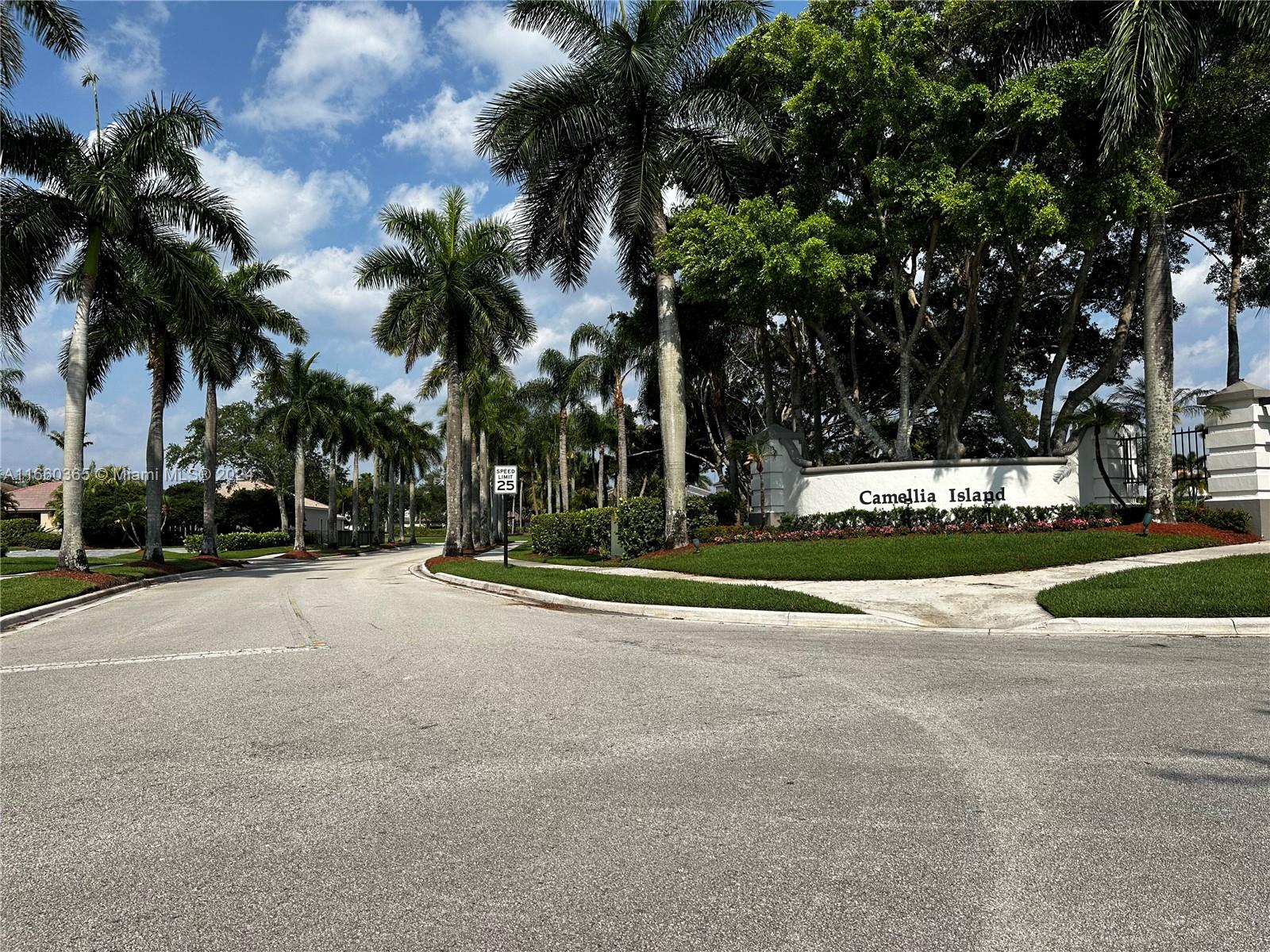 1307 Camellia Cir, Weston, Florida image 14