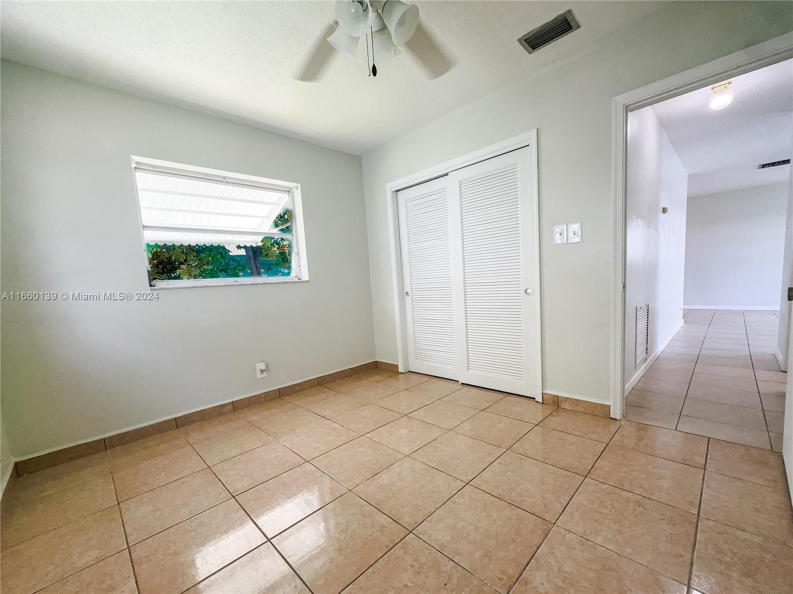 8106 NW 58th Pl, Tamarac, Florida image 22