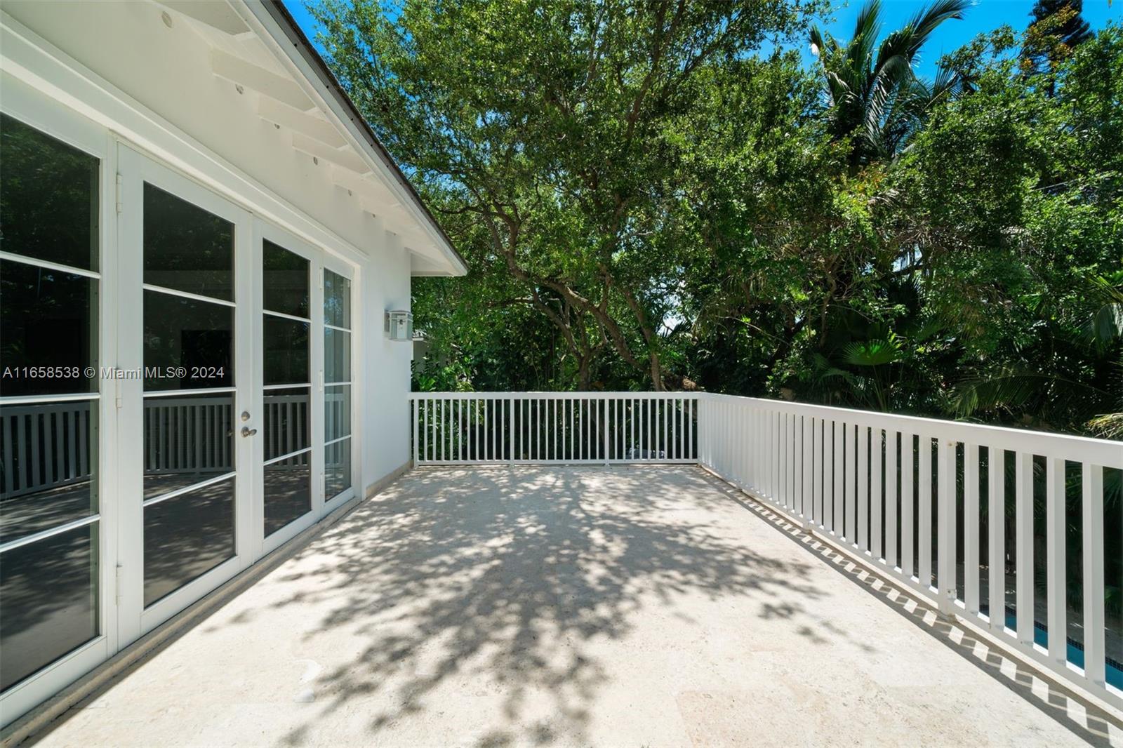 4050 Battersea Rd, Coconut Grove, Florida image 34