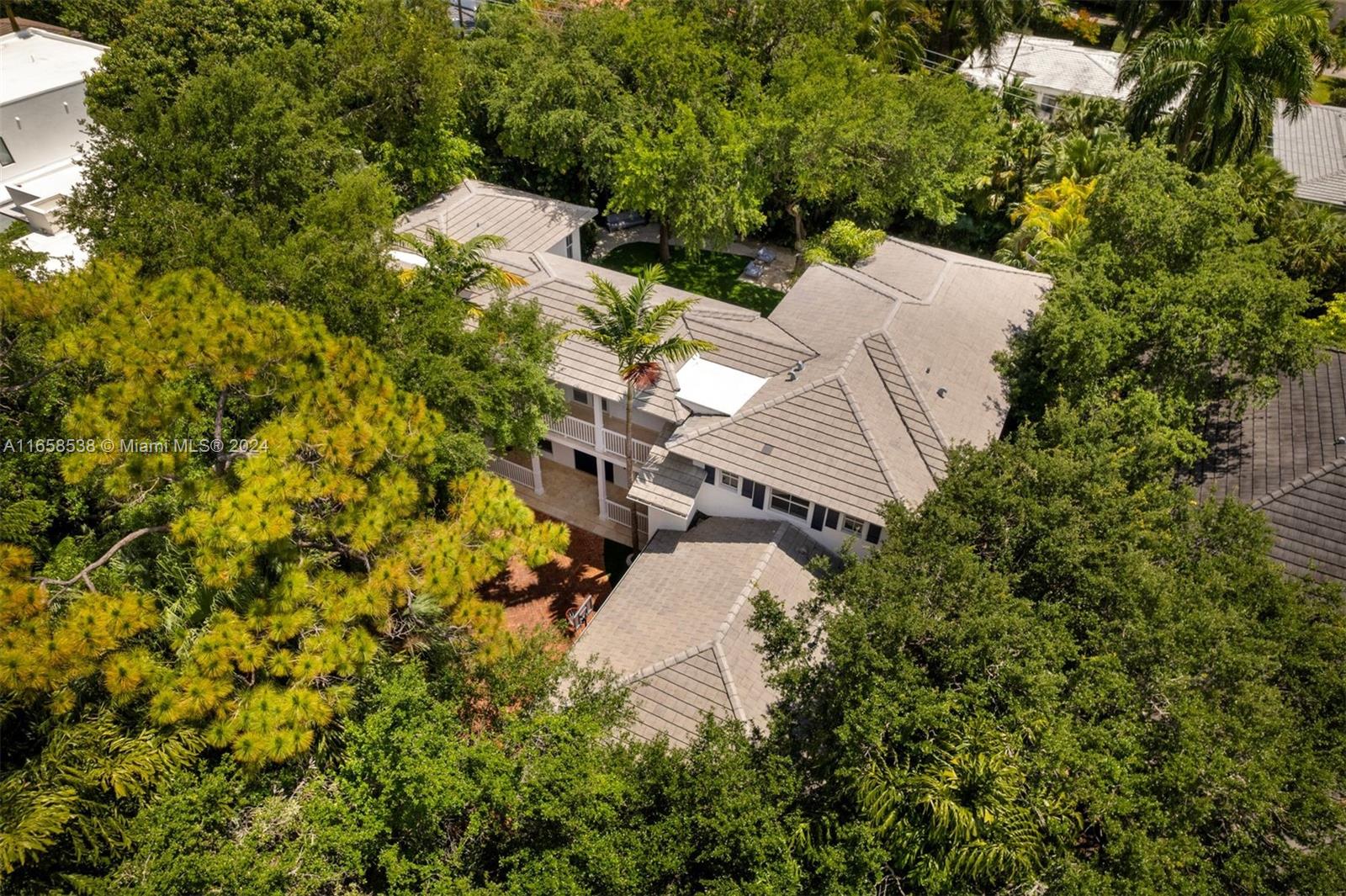 4050 Battersea Rd, Coconut Grove, Florida image 38