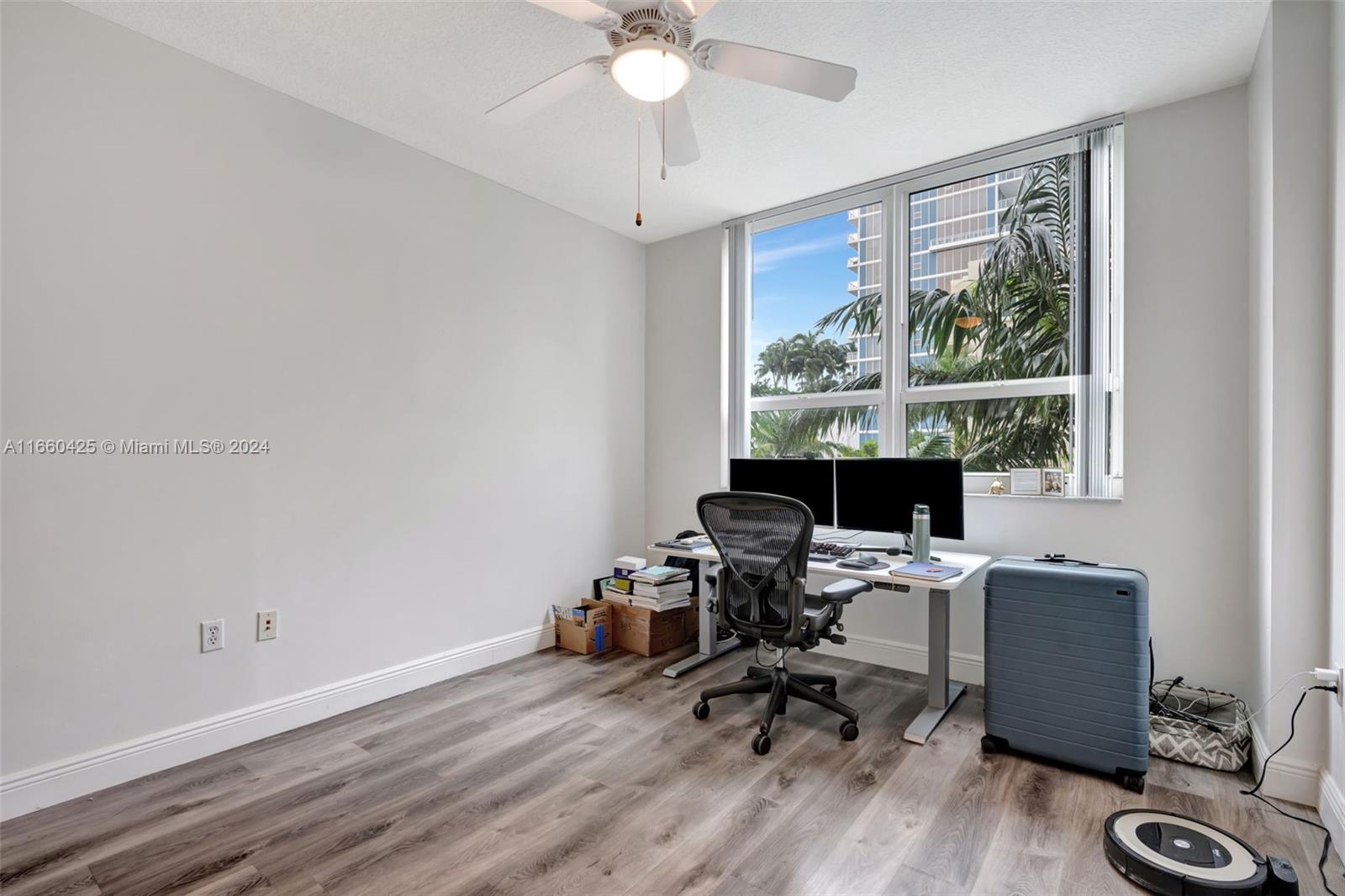 Listing Photo 23