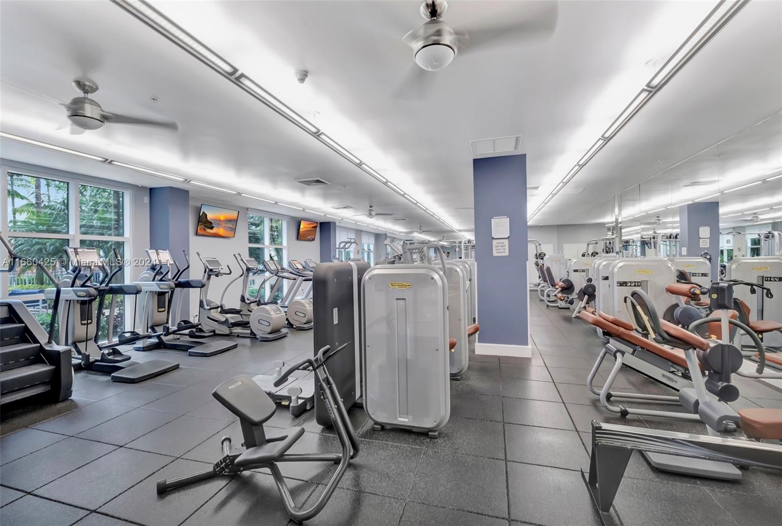 2000 N Bayshore Dr #303, Miami, Florida image 31