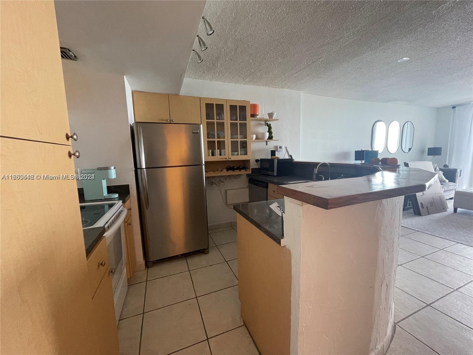 9273 Collins Ave #811, Surfside, Florida image 15