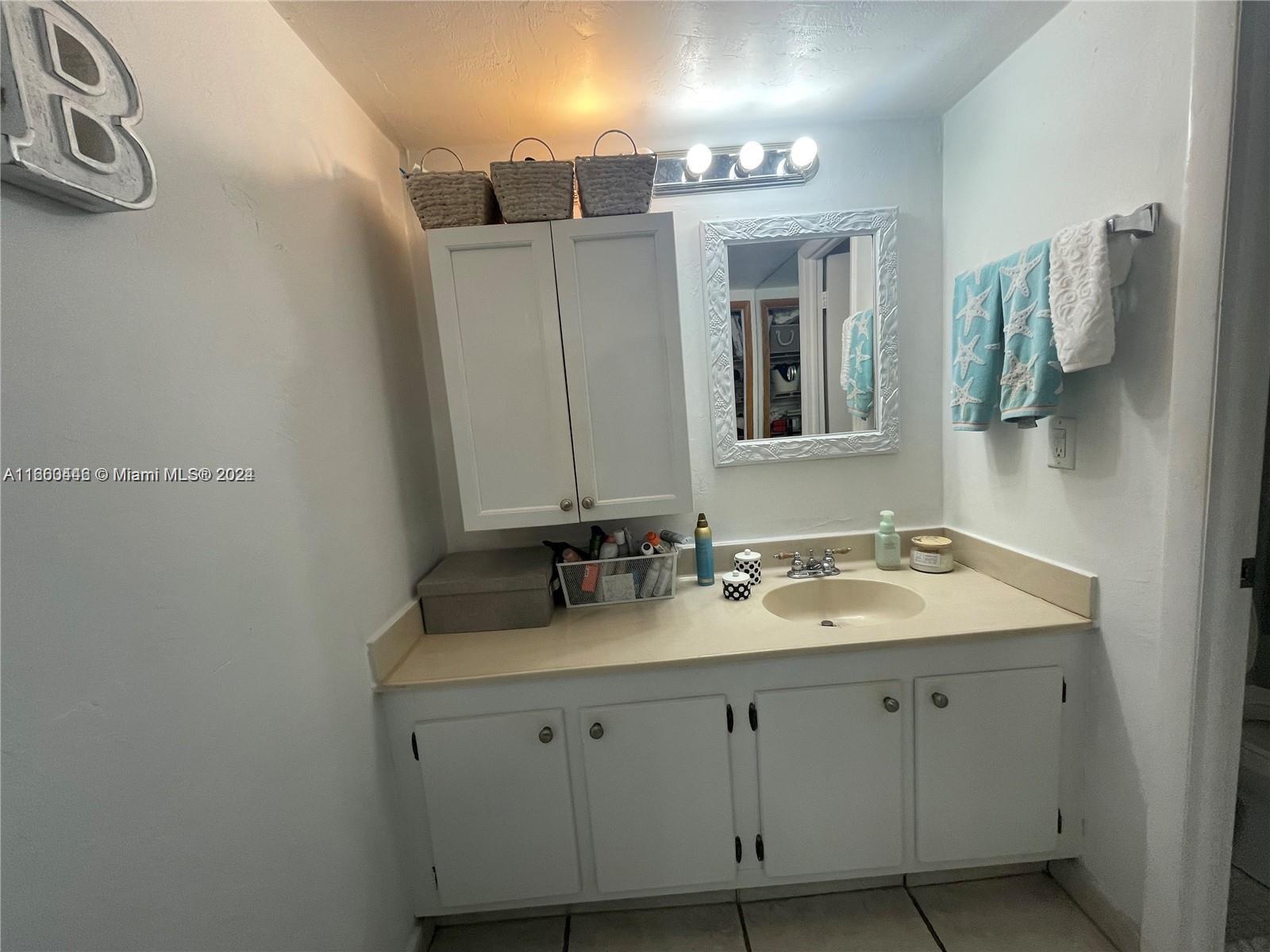 9273 Collins Ave #811, Surfside, Florida image 17