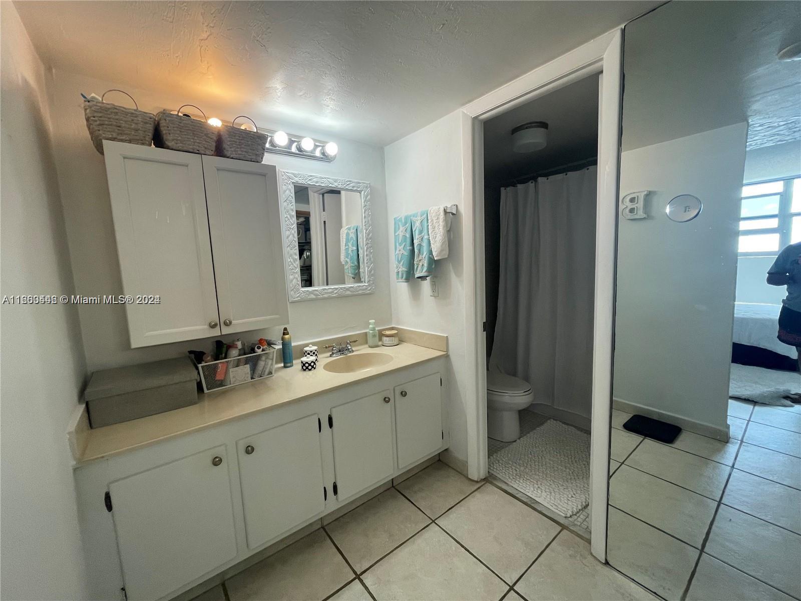 9273 Collins Ave #811, Surfside, Florida image 18