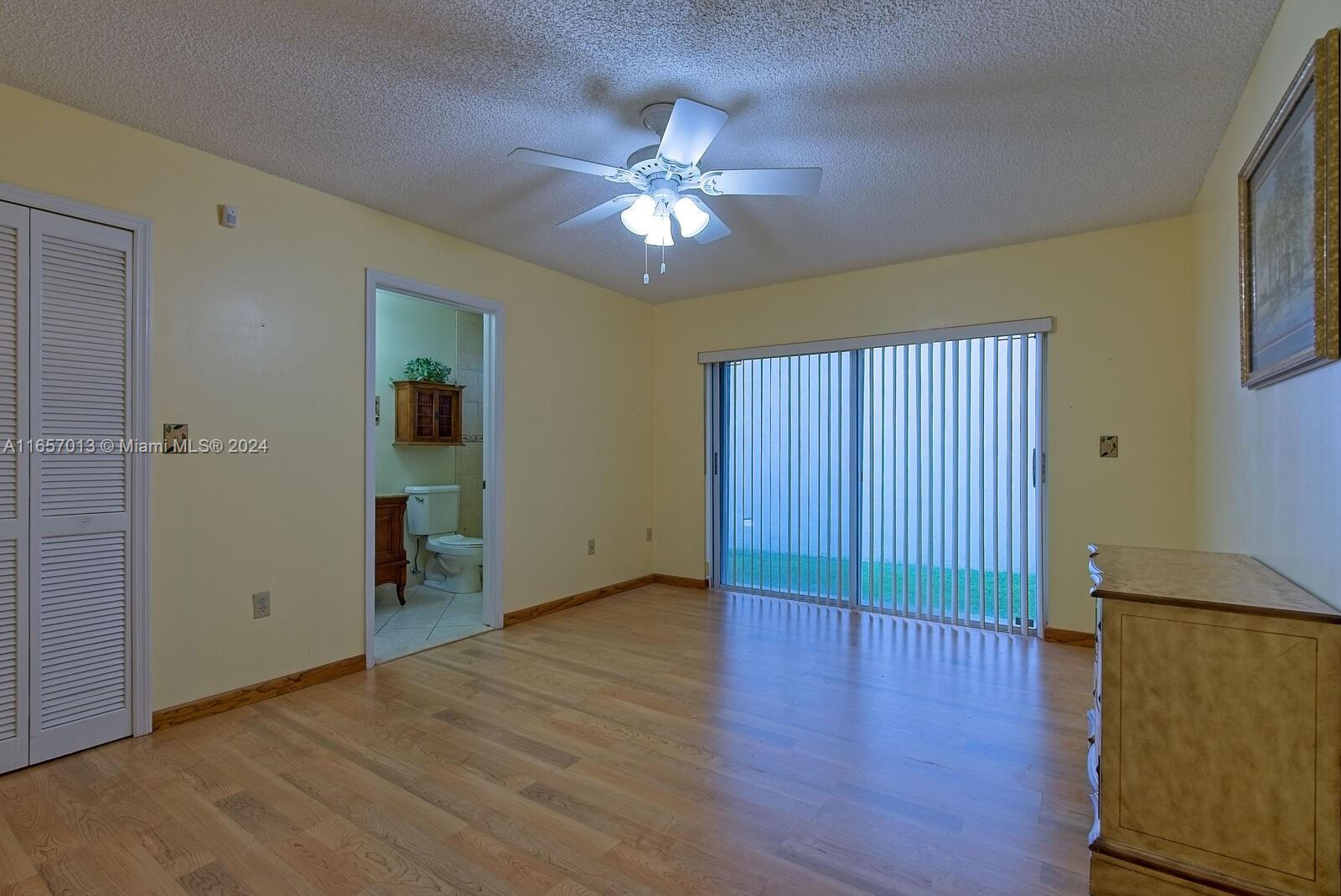 10360 SW 22nd St, Miami, Florida image 12