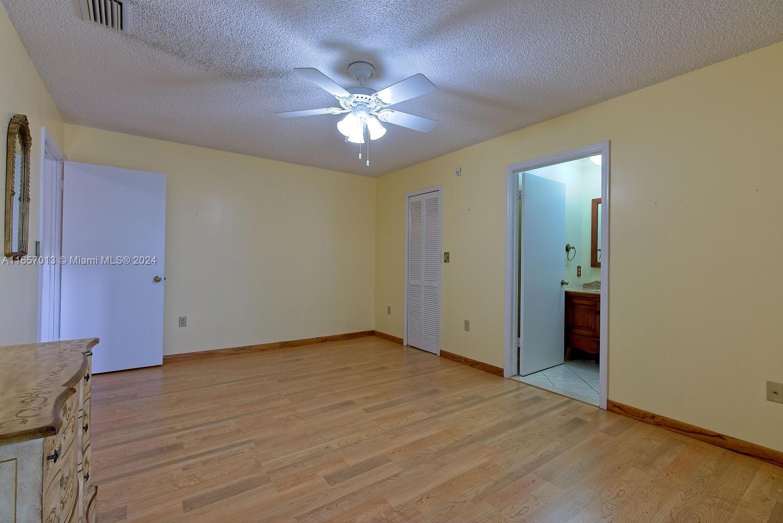 10360 SW 22nd St, Miami, Florida image 13