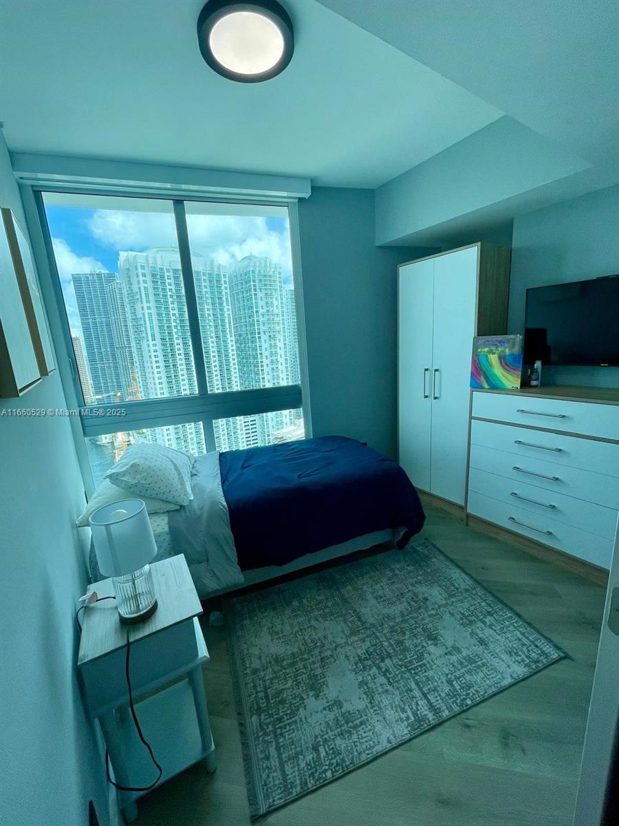 350 S Miami Ave #2902, Miami FL 33130