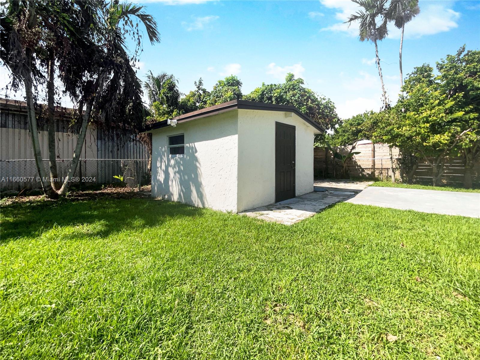 15530 SW 295th Ter, Homestead, Florida image 11