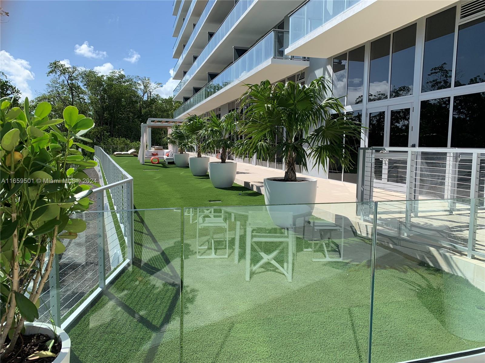 16385 Biscayne Blvd #421, North Miami Beach, Florida image 33