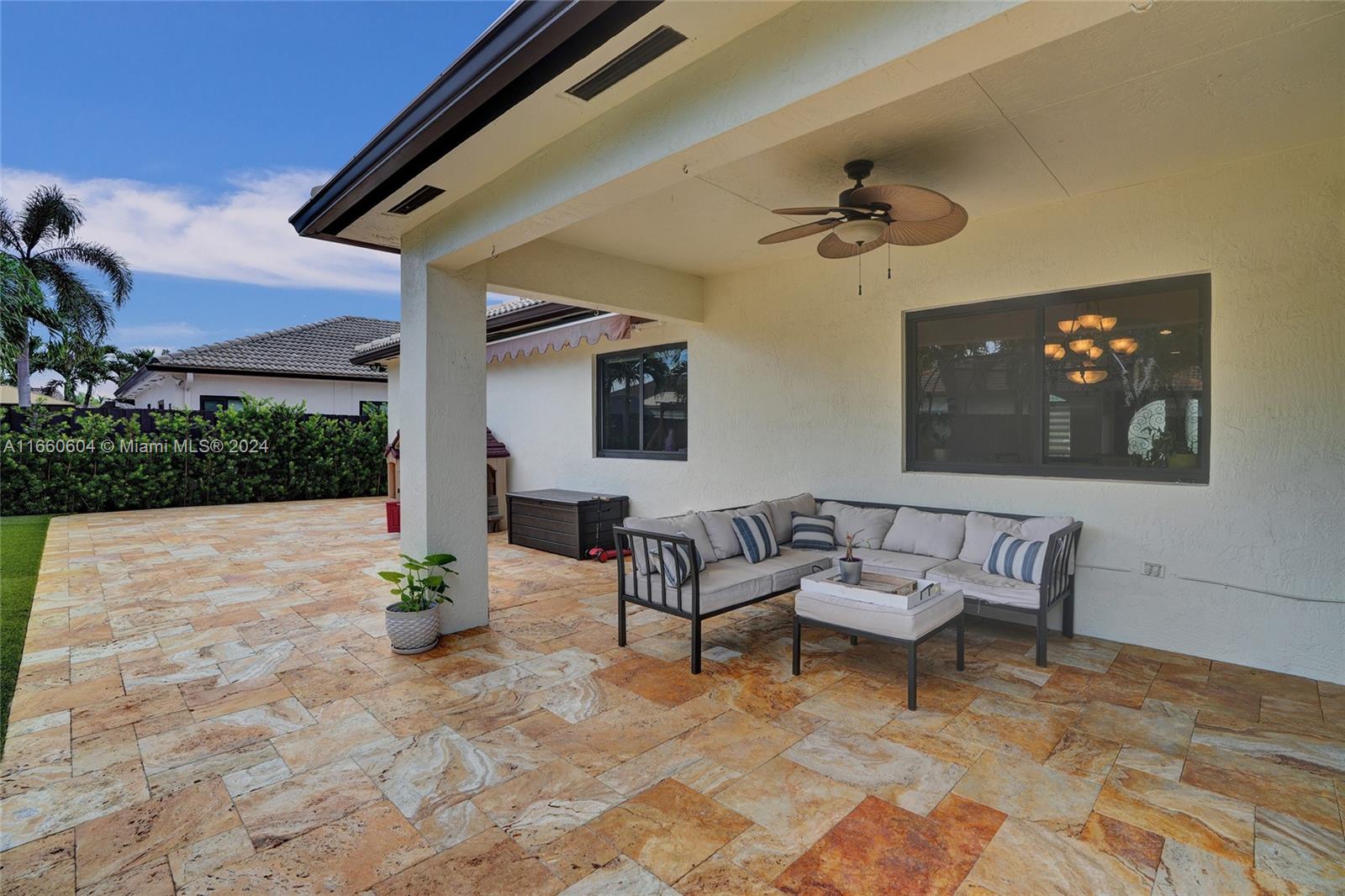 8843 NW 176th St, Hialeah, Florida image 36