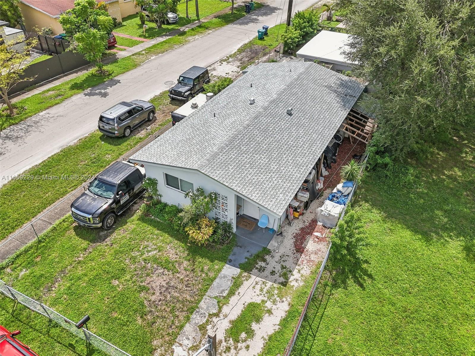 2406 NW 67th St, Miami, Florida image 43