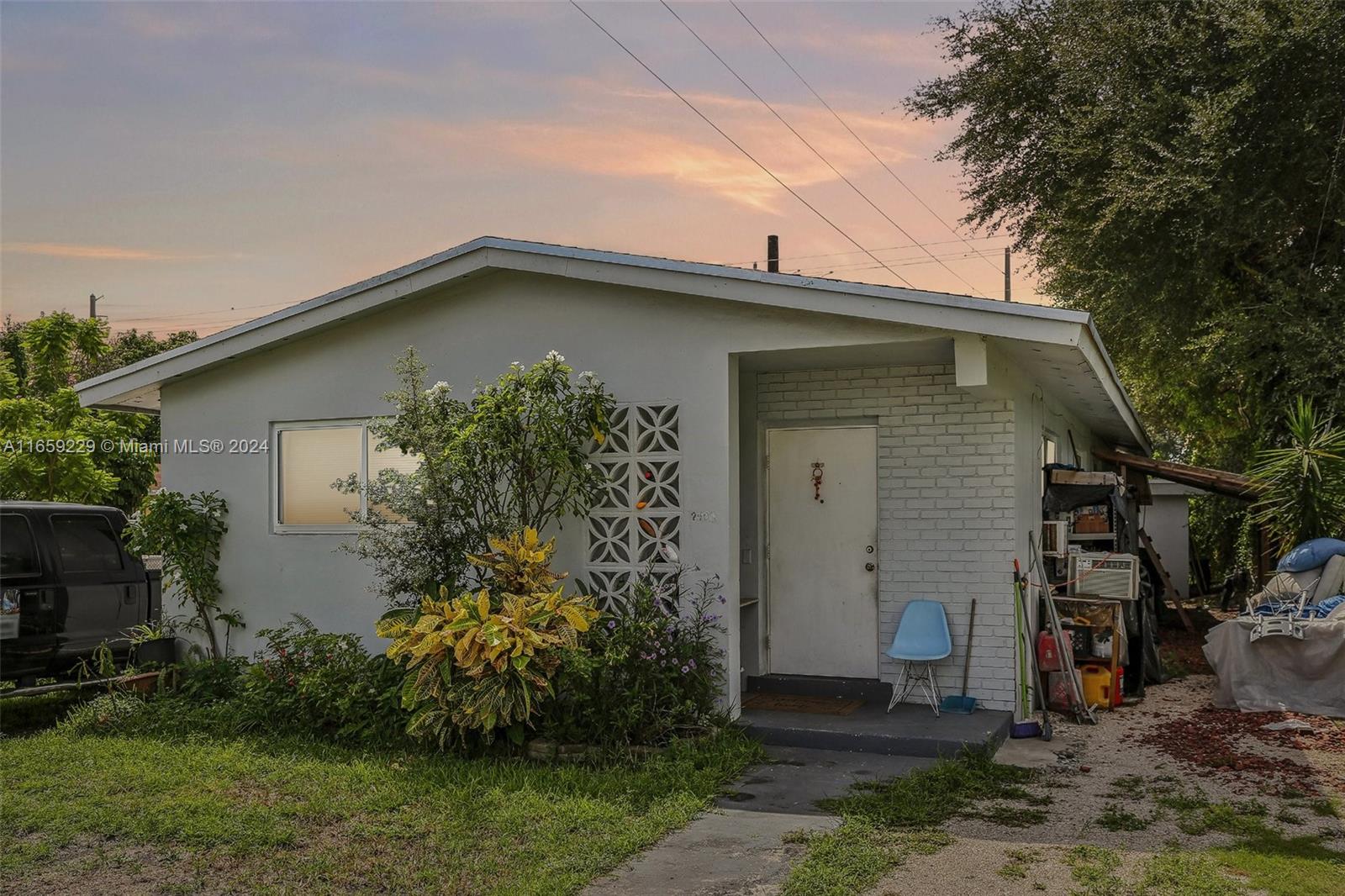 2406 NW 67th St, Miami, Florida image 46