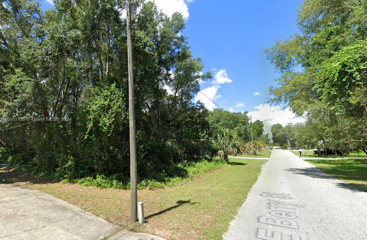 4102 E Berry St, Inverness, Florida image 6