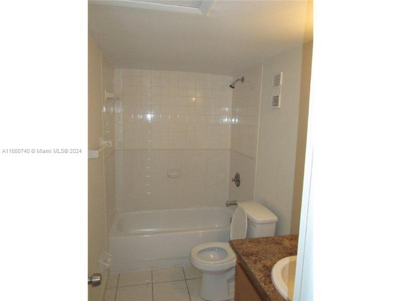 10000 NW 80th Ct #2309, Hialeah Gardens, Florida image 10