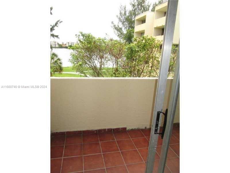 10000 NW 80th Ct #2309, Hialeah Gardens, Florida image 11