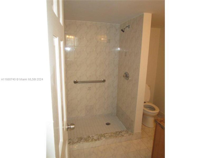 10000 NW 80th Ct #2309, Hialeah Gardens, Florida image 9