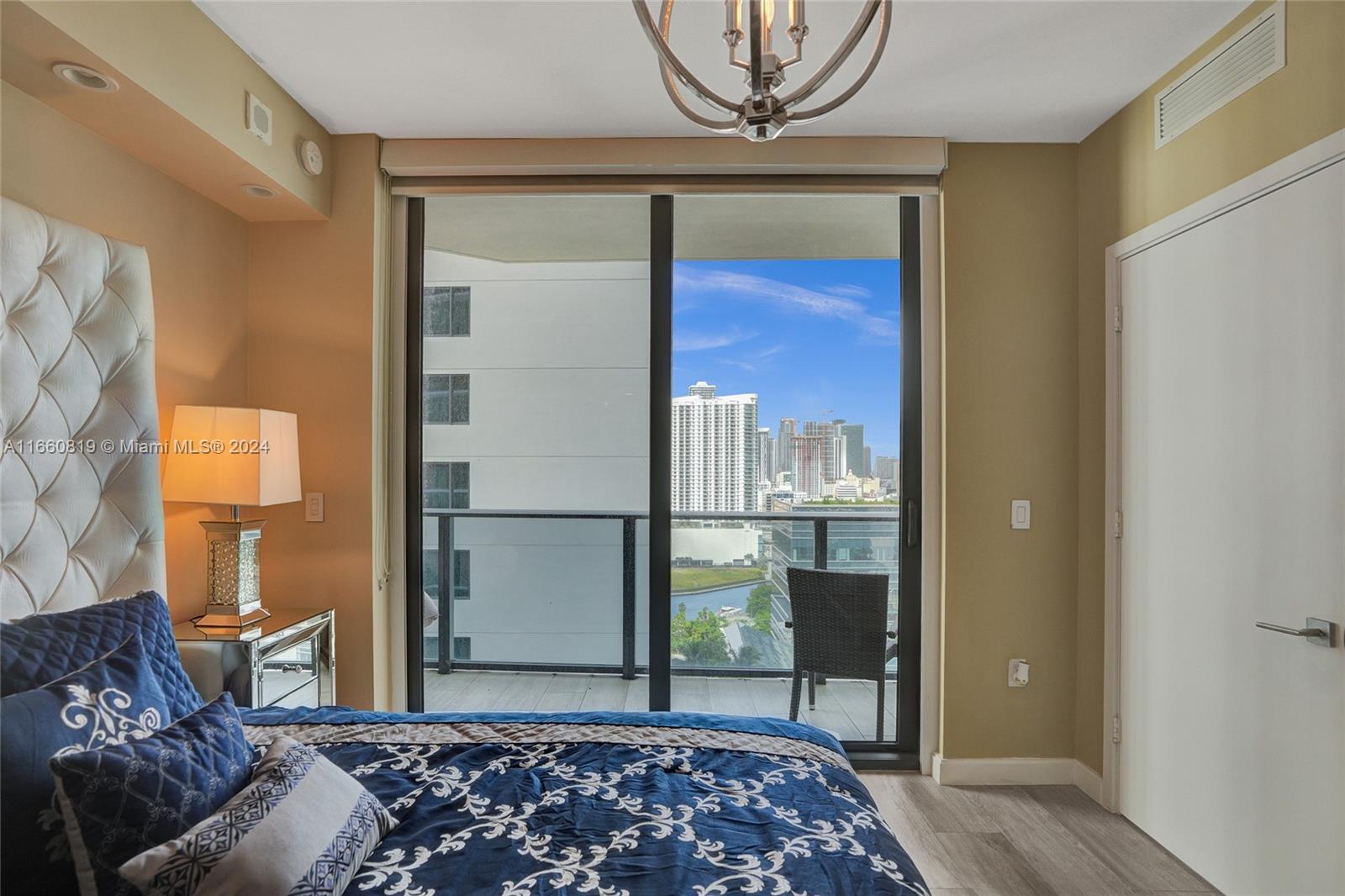 55 SW 9th St #2201, Miami FL 33130