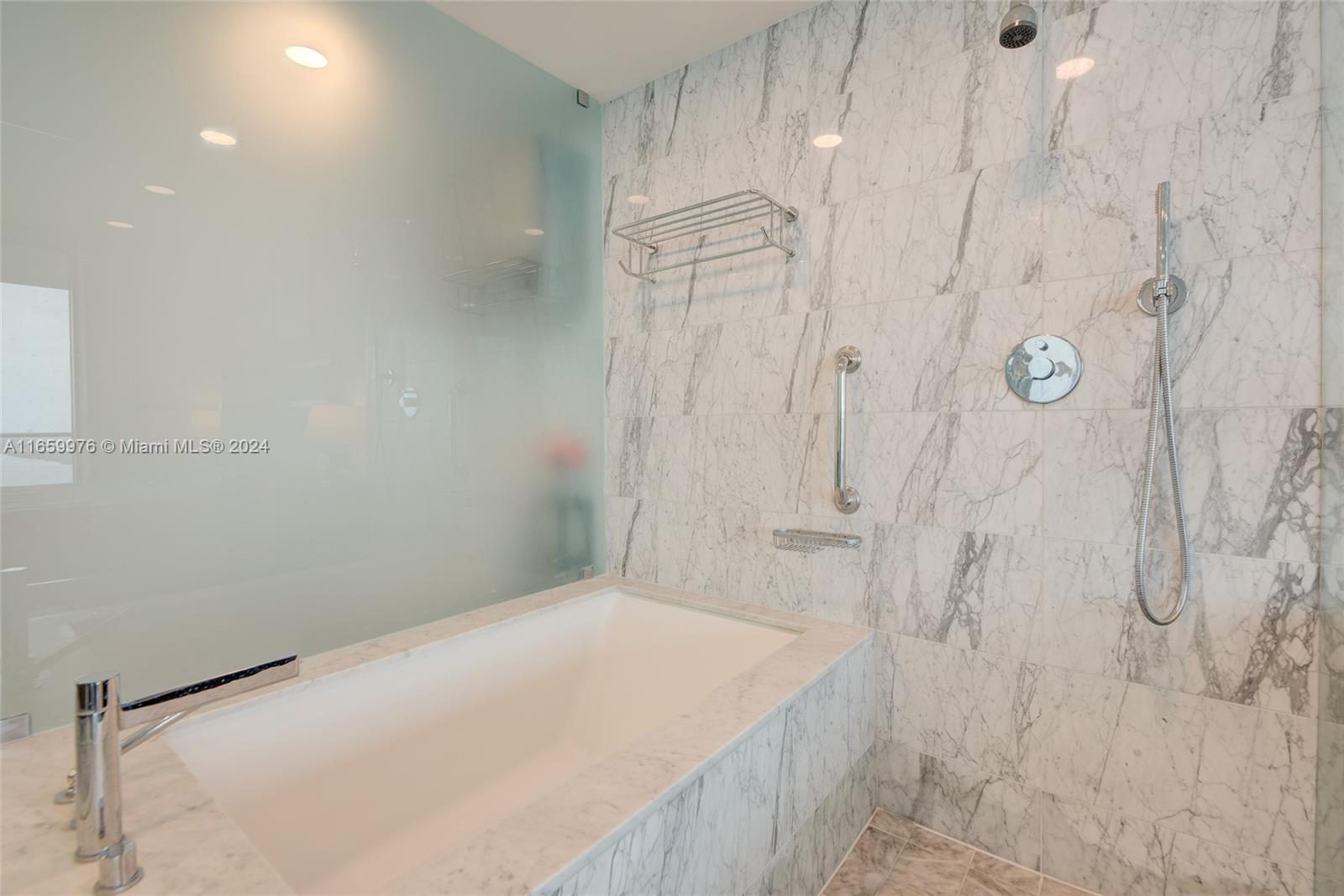 3131 NE 7th Ave #3202, Miami FL 33137
