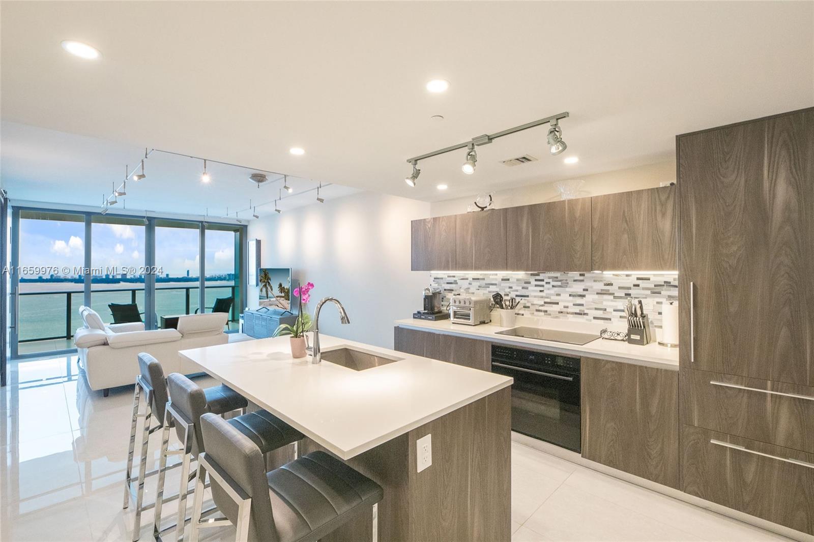 3131 NE 7th Ave #3202, Miami FL 33137