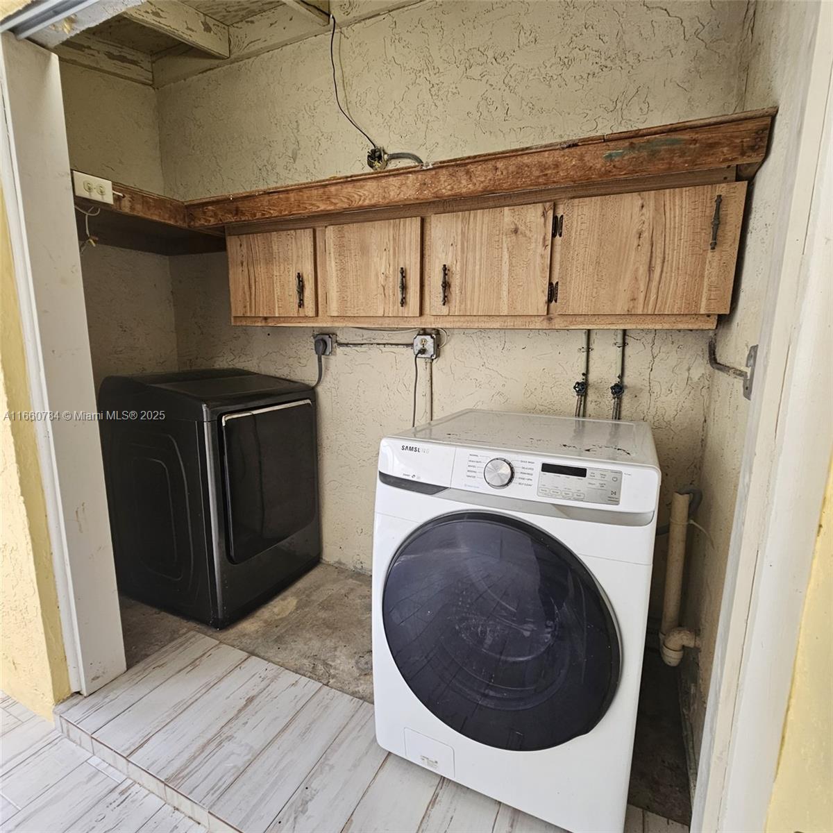 1182 W 37th Ter #11, Hialeah, Florida image 22