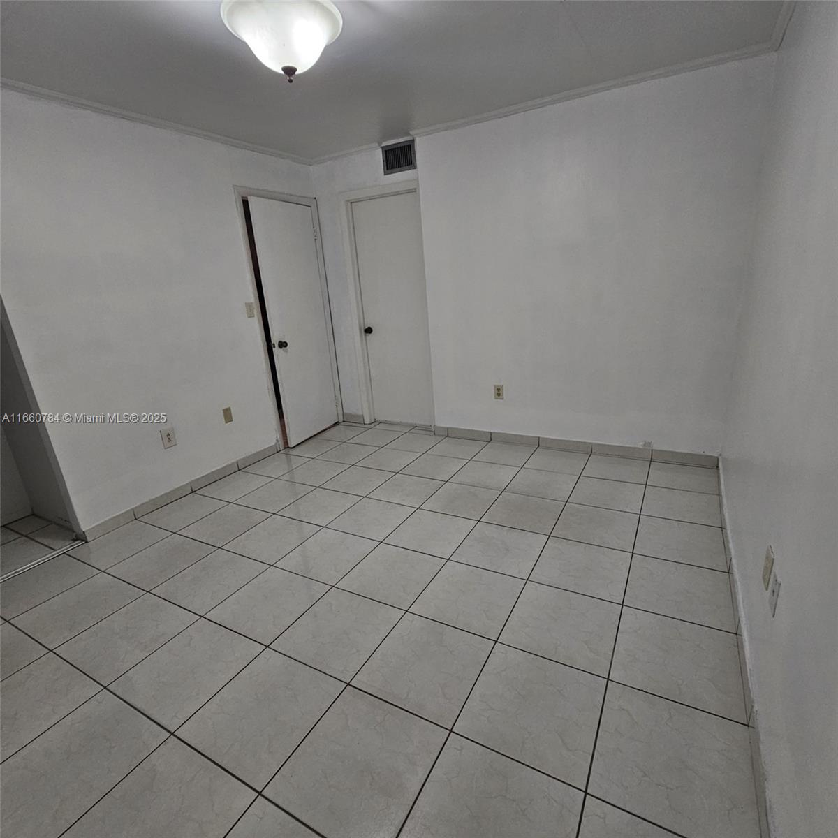 1182 W 37th Ter #11, Hialeah, Florida image 31