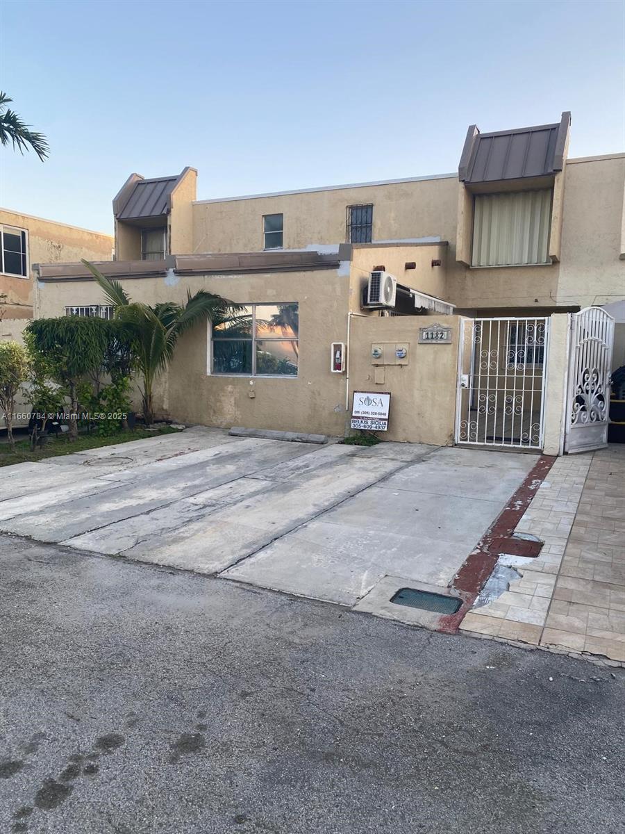 1182 W 37th Ter #11, Hialeah, Florida image 41