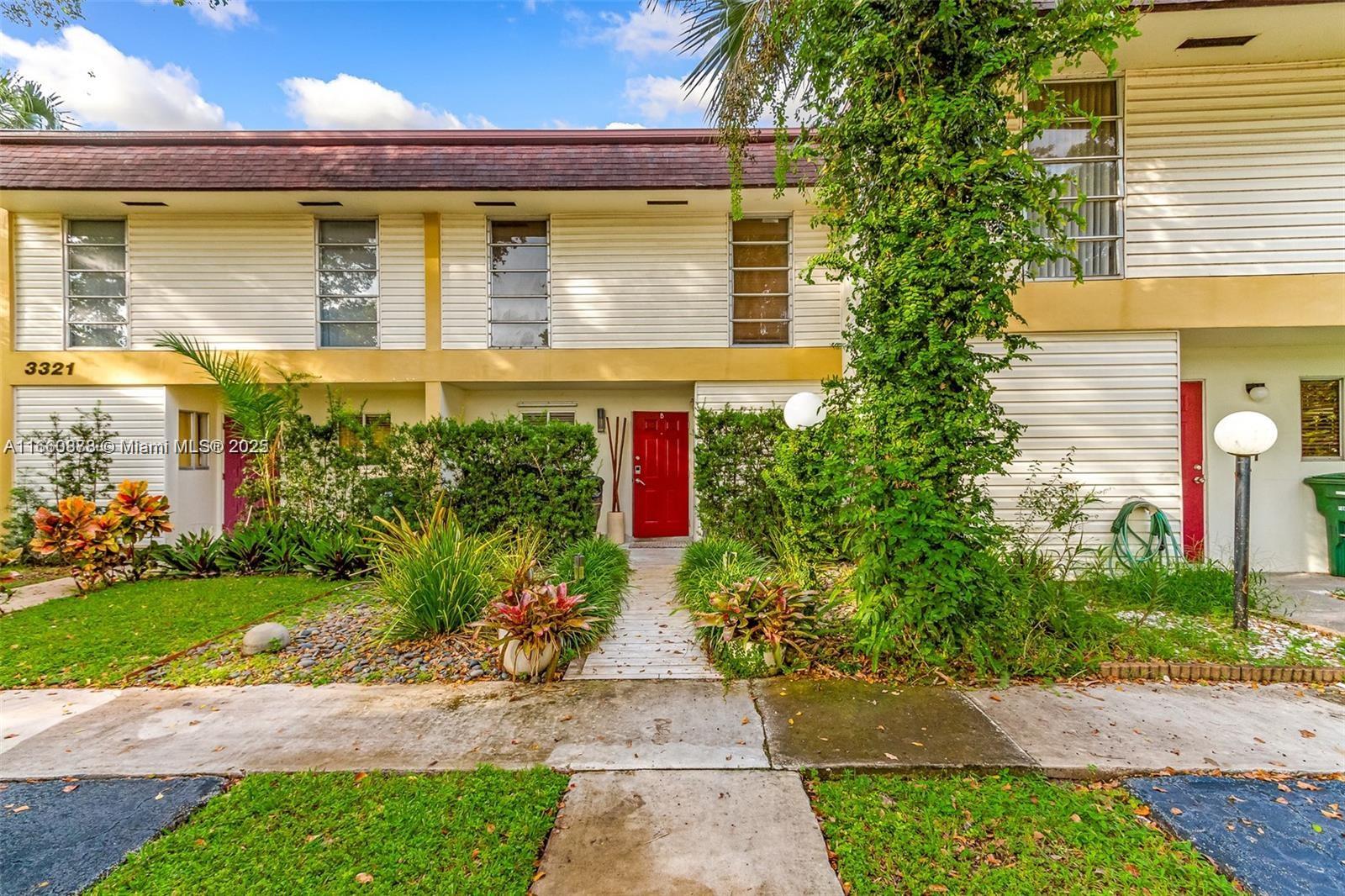 Residential, Hollywood, Florida image 1