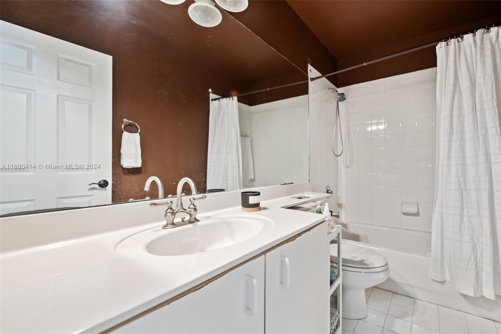 16819 SW 1st Mnr #16819, Pembroke Pines, Florida image 30