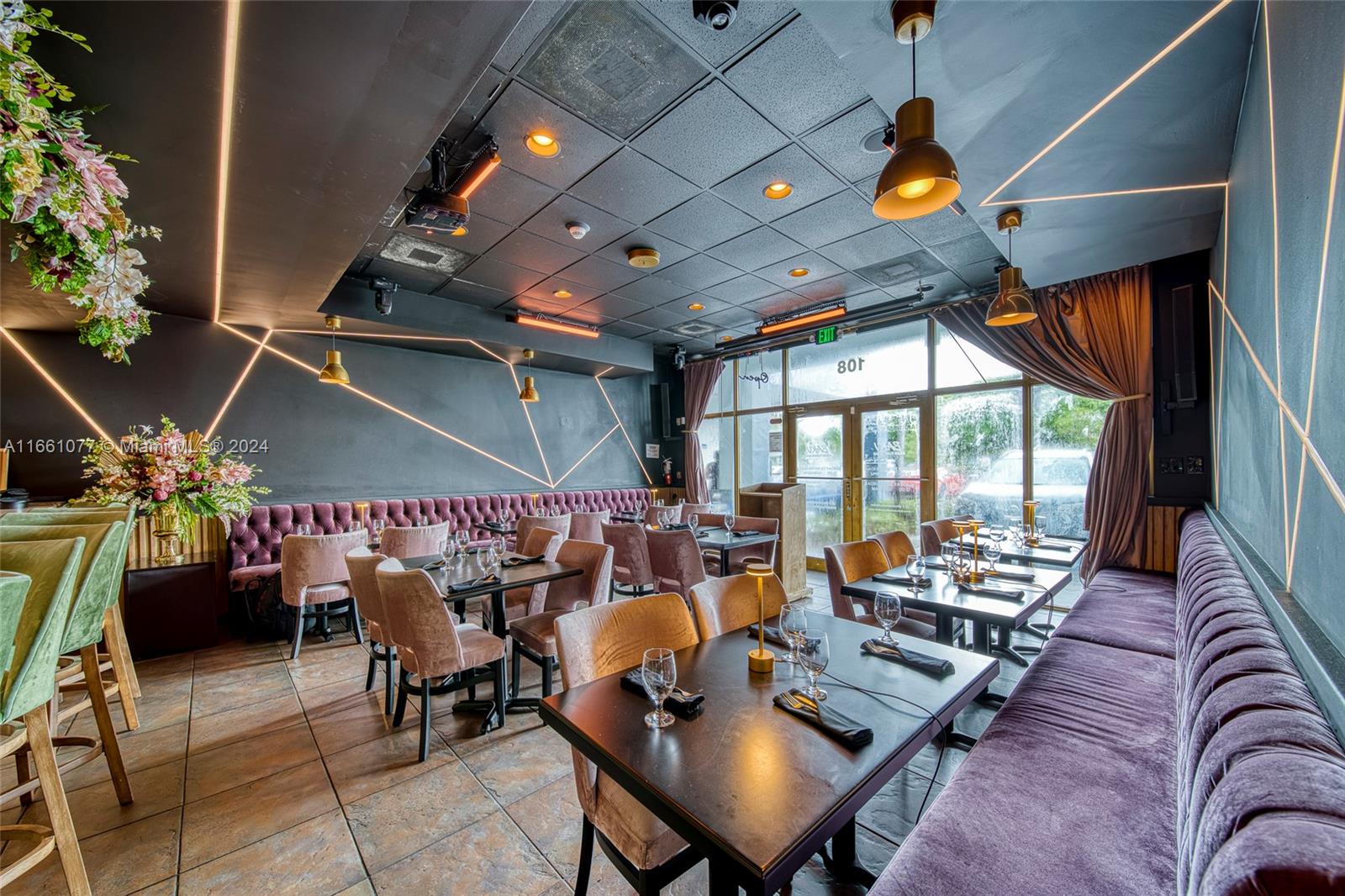 3,300 Sqft. Restaurant Venue For Sale In Doral